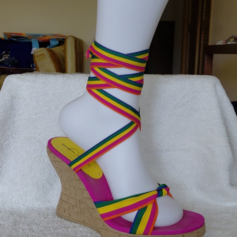 Chinese Laundry Pink Rainbow Wrap Wedges - Picture 3 of 5